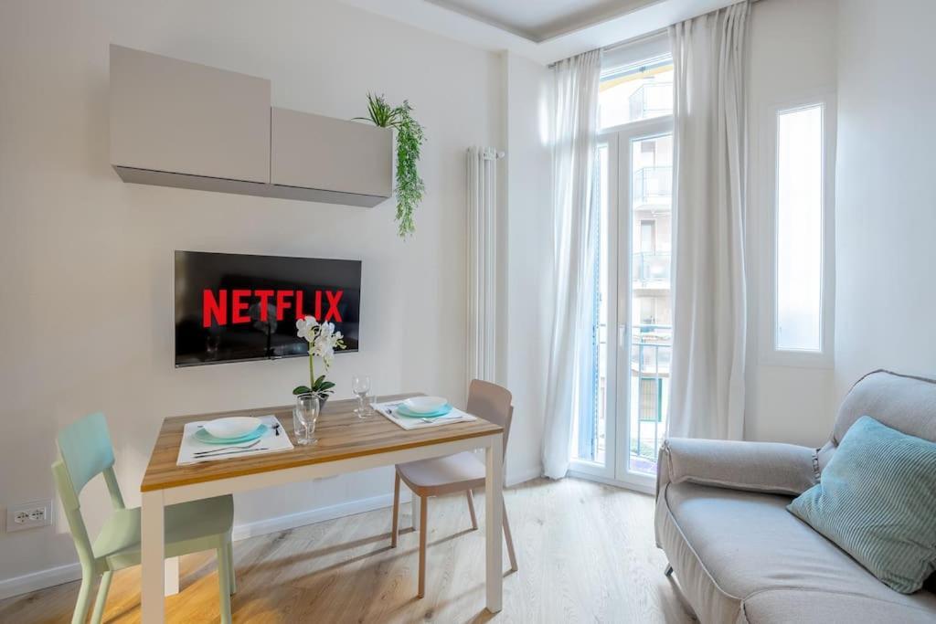 מילאנו Duomo-Fiera Mi Master Suite Design Wifi+Netflix מראה חיצוני תמונה